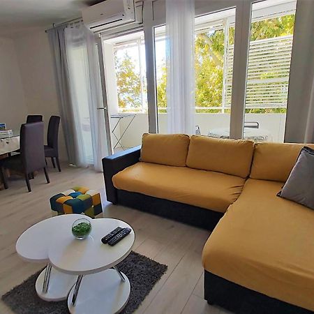Apartment Punta Omiš Extérieur photo
